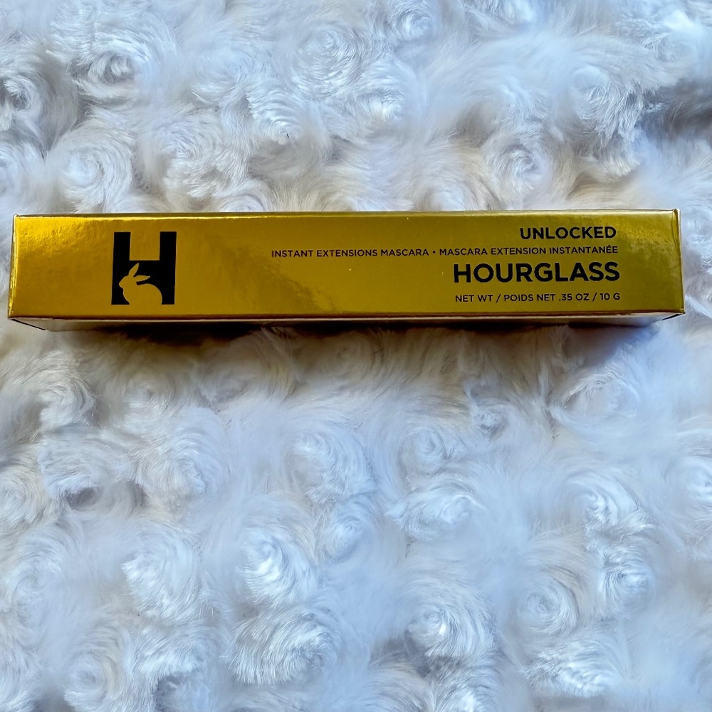 Hourglass Unlocked Mascara in Black